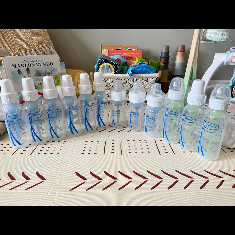 Lot of 12 Dr. Browns bottles
